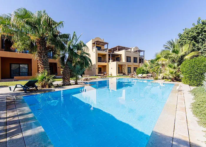 Wonderful Apartment With Prime Location & Pool